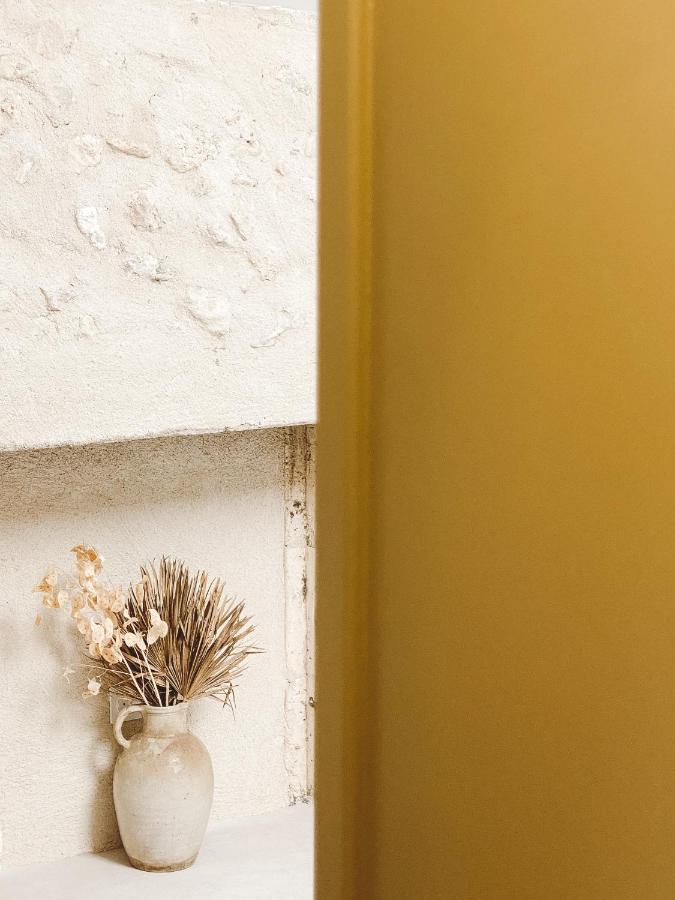 *NEW* La Parenthèse : joli studio avec terrasse Valeuil Esterno foto