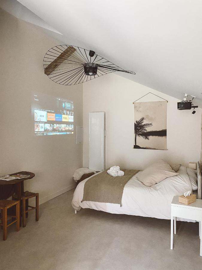 *NEW* La Parenthèse : joli studio avec terrasse Valeuil Esterno foto